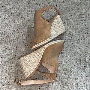Summer Beige Wedges